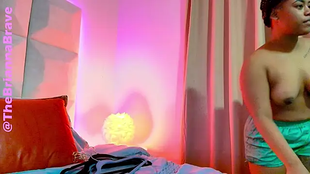 BriannaBrave online show from January 18, 5:44 am