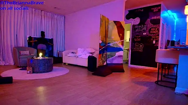 BriannaBrave online show from May 14, 2:18 am