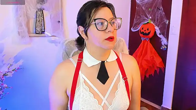 Snapshot of Chanelll_Taylorr_ chatting on October 26, 10:54 am Chanelll Taylorr online show from October 26, 10:54 am