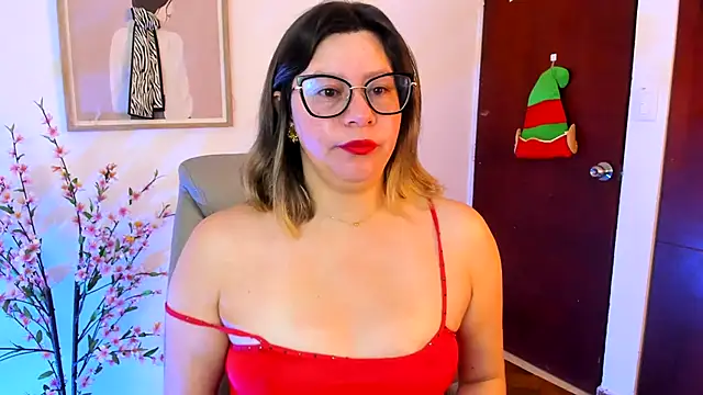 Snapshot of Chanelll_Taylorr_ chatting on November 27, 11:56 am Chanelll Taylorr online show from November 27, 11:56 am