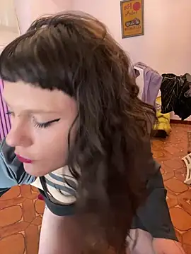 OniricFemme online show from March 3, 6:41 am