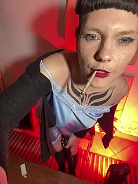 OniricFemme online show from March 26, 12:06 am