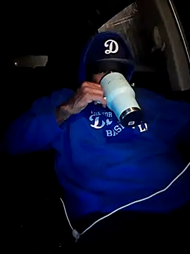 3prettyboy3 online show from November 17, 8:09 am