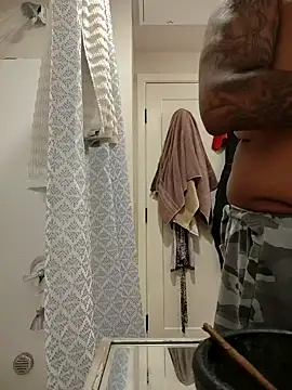 Snapshot of 3prettyboy3 chatting on March 20, 6:24 pm 3prettyboy3 online show from March 20, 6:24 pm