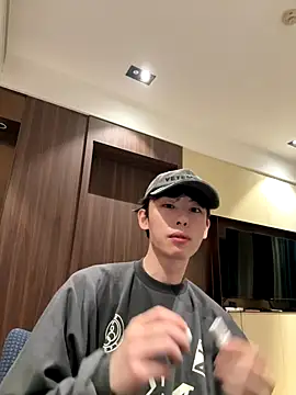 Snapshot of 1a1a1alll chatting on October 14, 3:24 pm 1a1a1alll online show from October 14, 3:24 pm