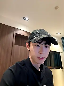 Snapshot of 1a1a1alll chatting on October 15, 3:56 pm 1a1a1alll online show from October 15, 3:56 pm