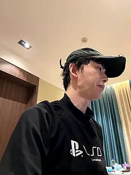 Snapshot of 1a1a1alll chatting on November 17, 3:29 pm 1a1a1alll online show from November 17, 3:29 pm