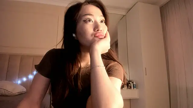 Snapshot of melissa_yamazaki chatting on November 21, 5:28 am melissa yamazaki online show from November 21, 5:28 am