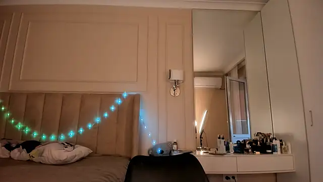 Snapshot of melissa_yamazaki chatting on November 25, 4:56 am melissa yamazaki online show from November 25, 4:56 am