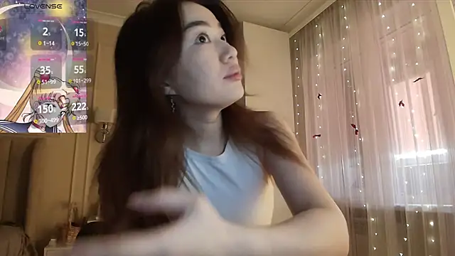 Snapshot of melissa_yamazaki chatting on April 8, 4:23 am melissa yamazaki online show from April 8, 4:23 am