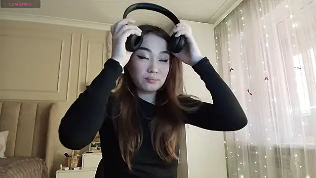 Snapshot of melissa_yamazaki chatting on April 17, 5:21 am melissa yamazaki online show from April 17, 5:21 am