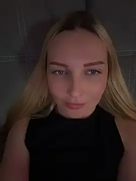 Snapshot of Aleksandrakis chatting on July 30, 7:02 pm Aleksandrakis online show from July 30, 7:02 pm