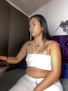 luna asss online show from January 7, 5:09 pm
