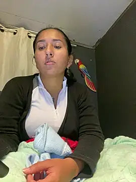 Snapshot of luna_asss chatting on June 20, 2:58 am luna asss online show from June 20, 2:58 am