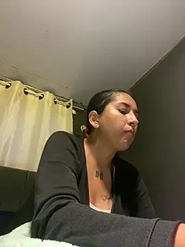 Snapshot of luna_asss chatting on June 29, 9:59 pm luna asss online show from June 29, 9:59 pm