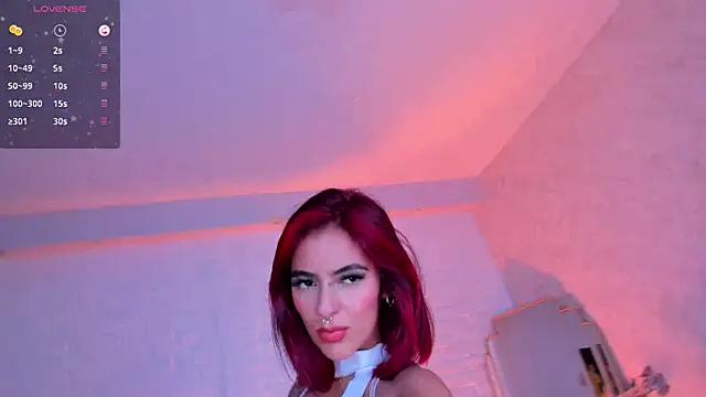 VictoriaMilan  online show from March 17, 2:19 am