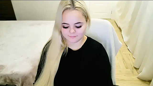 lovely-eyes online show from December 2, 2:09 am