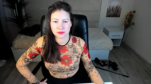 Snapshot of Dana__dom chatting on February 7, 1:25 am Dana dom online show from February 7, 1:25 am