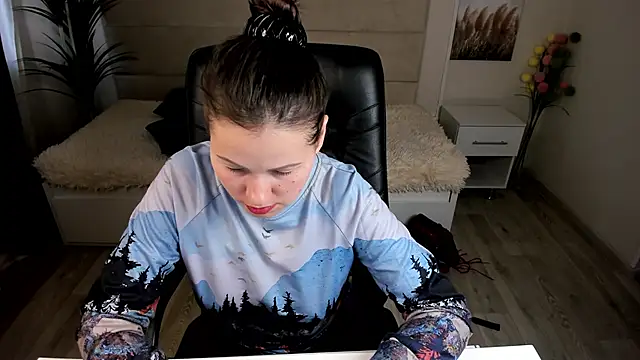 Snapshot of Dana__dom chatting on February 24, 7:11 am Dana dom online show from February 24, 7:11 am