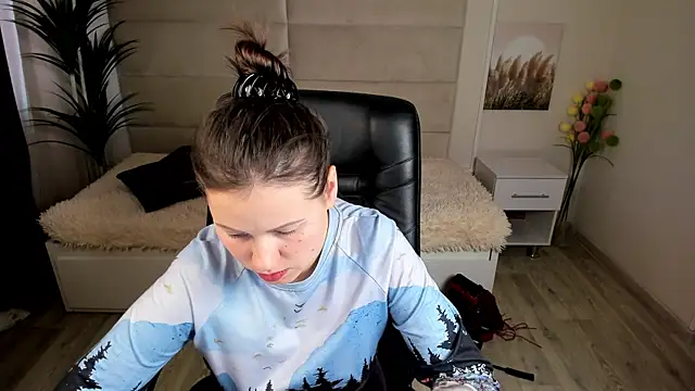 Snapshot of Dana__dom chatting on February 24, 10:15 am Dana dom online show from February 24, 10:15 am