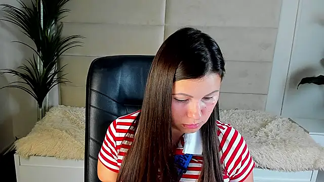 Snapshot of Dana__dom chatting on November 7, 12:54 am Dana dom online show from November 7, 12:54 am