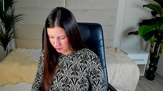 Snapshot of Dana__dom chatting on December 5, 2:42 am Dana dom online show from December 5, 2:42 am