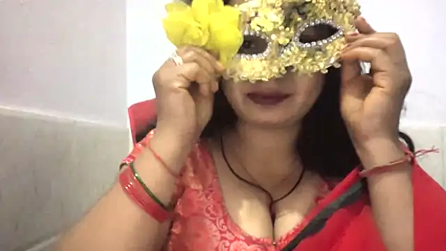 Gulaboo bhabi online show from April 6, 9:49 pm