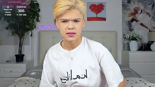 Felix Rey online show from February 16, 3:59 pm