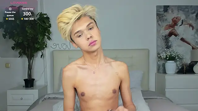 Felix Rey online show from March 18, 2:48 pm