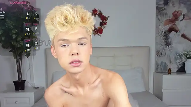 Felix Rey online show from November 28, 6:21 pm