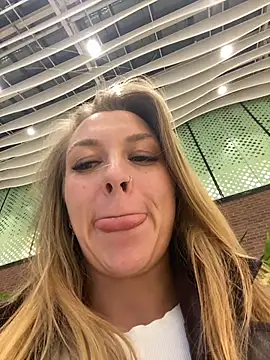 Sweet   Emily online show from December 18, 3:40 pm