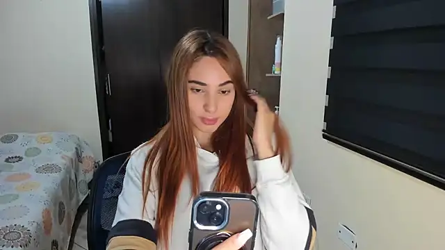 Snapshot of Amy_Walker chatting on October 3, 4:37 pm Amy Walker online show from October 3, 4:37 pm