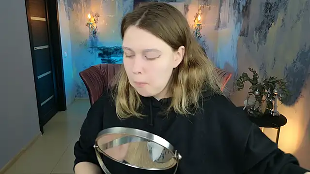 FioraMarmoris online show from December 26, 9:01 am