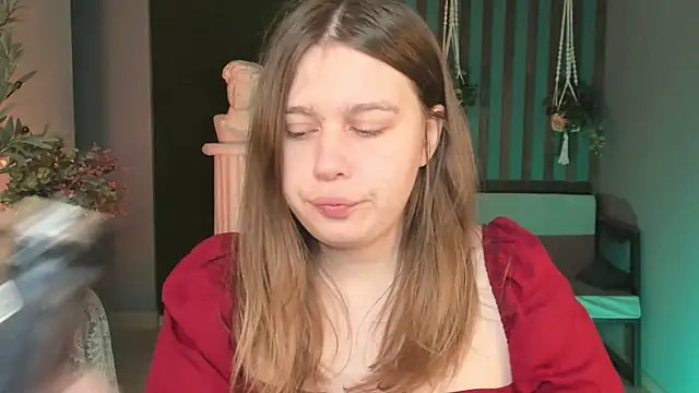 Snapshot of FioraMarmoris chatting on October 6, 6:33 am FioraMarmoris online show from October 6, 6:33 am