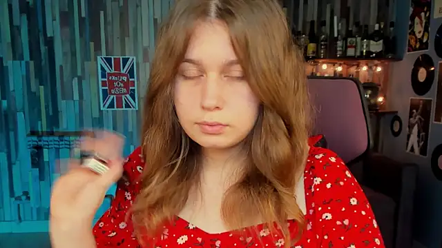 Snapshot of FioraMarmoris chatting on October 17, 12:30 pm FioraMarmoris online show from October 17, 12:30 pm