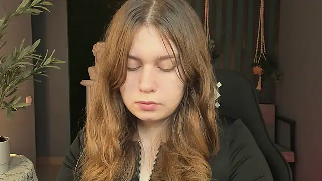 Snapshot of FioraMarmoris chatting on November 7, 5:07 am FioraMarmoris online show from November 7, 5:07 am