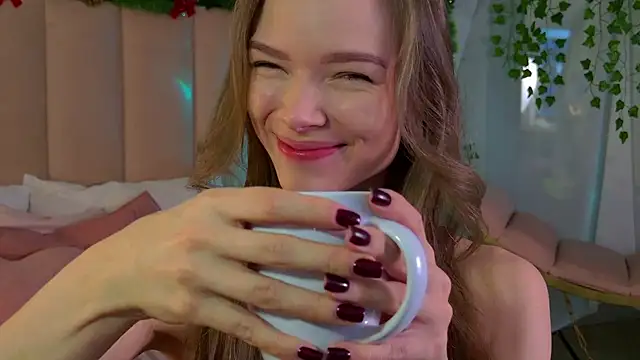 Eva Natsumi online show from December 24, 6:22 am