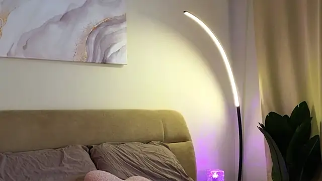 Eva Natsumi online show from February 24, 10:59 am