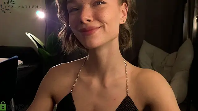 Eva Natsumi online show from October 25, 4:57 pm