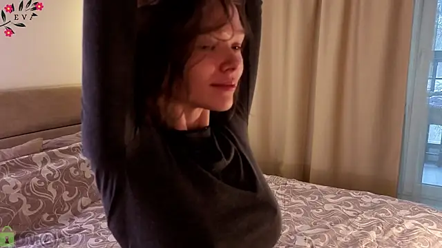 Snapshot of Eva_Natsumi chatting on March 31, 3:34 pm Eva Natsumi online show from March 31, 3:34 pm