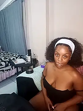 Queen-Chocolate online show from February 5, 10:03 pm