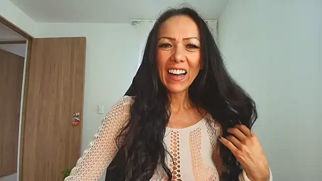Kasandra Mature  online show from December 31, 12:57 pm