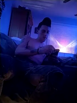 Snapshot of thatdude9_9_9 chatting on February 25, 10:03 am thatdude9 9 9 online show from February 25, 10:03 am