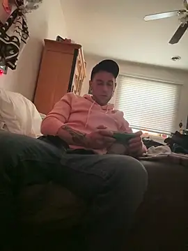 Snapshot of thatdude9_9_9 chatting on March 1, 2:52 pm thatdude9 9 9 online show from March 1, 2:52 pm