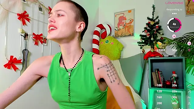 PamelaYong online show from January 4, 1:42 pm