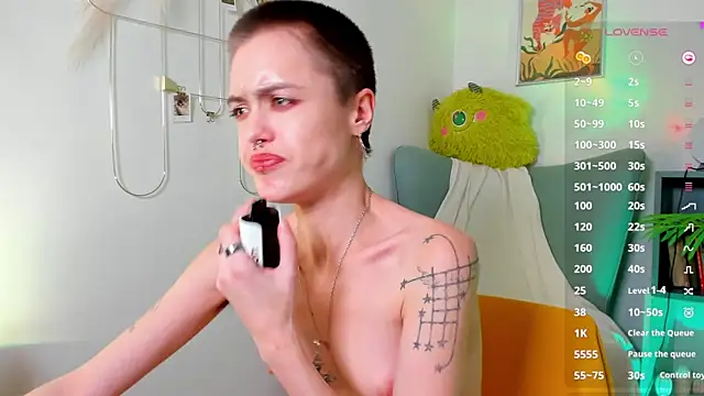 PamelaYong online show from January 26, 7:41 pm