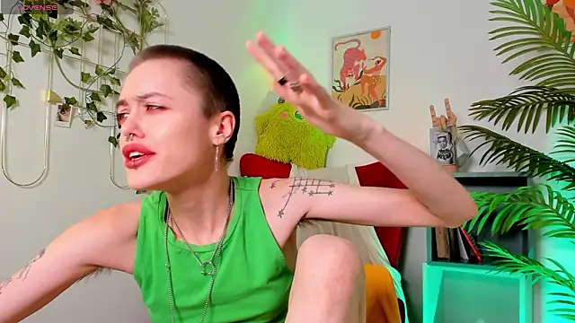 PamelaYong online show from March 2, 1:38 pm