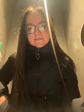 Snapshot of NarcissaHot chatting on December 18, 5:15 am NarcissaHot online show from December 18, 5:15 am