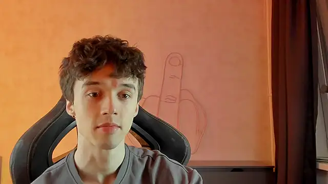 MasonWarholl online show from March 12, 4:46 pm