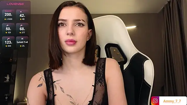 Snapshot of ammy_cummy chatting on October 14, 9:43 am ammy cummy online show from October 14, 9:43 am